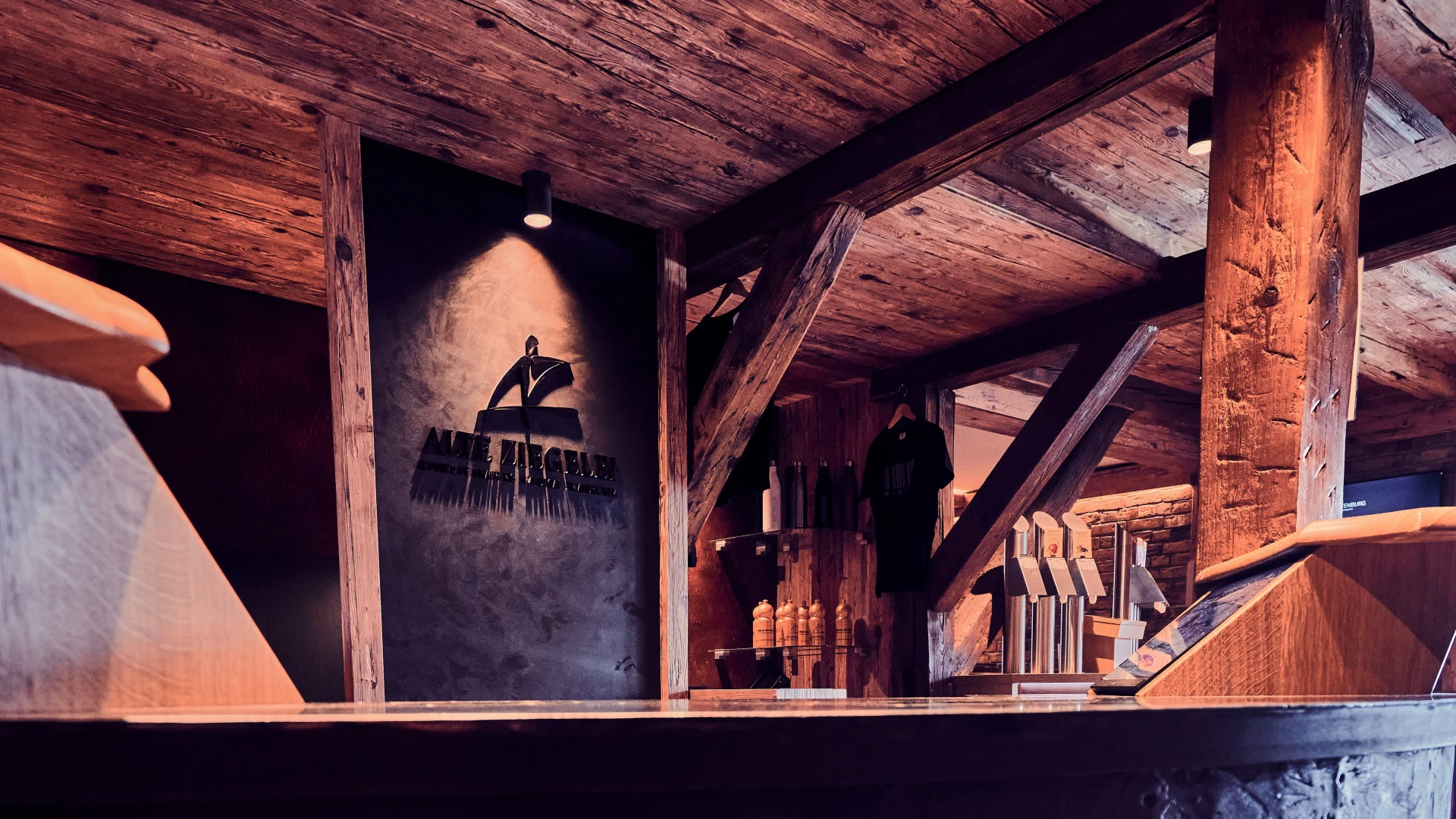 <h1>AGB's</h1> <p><a href="#">Kurssplan</a></p>