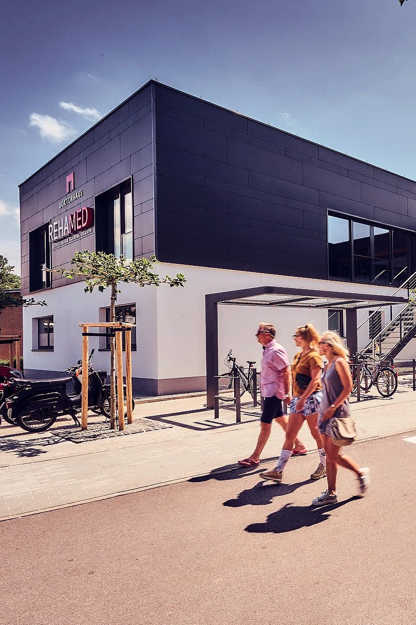 <h1>REHA Med</h1> <p><a target="_blank" rel="noopener external" href="https://www.rehamed-altenburg.de/kursplan.html">Exclusiv heute</a></p>